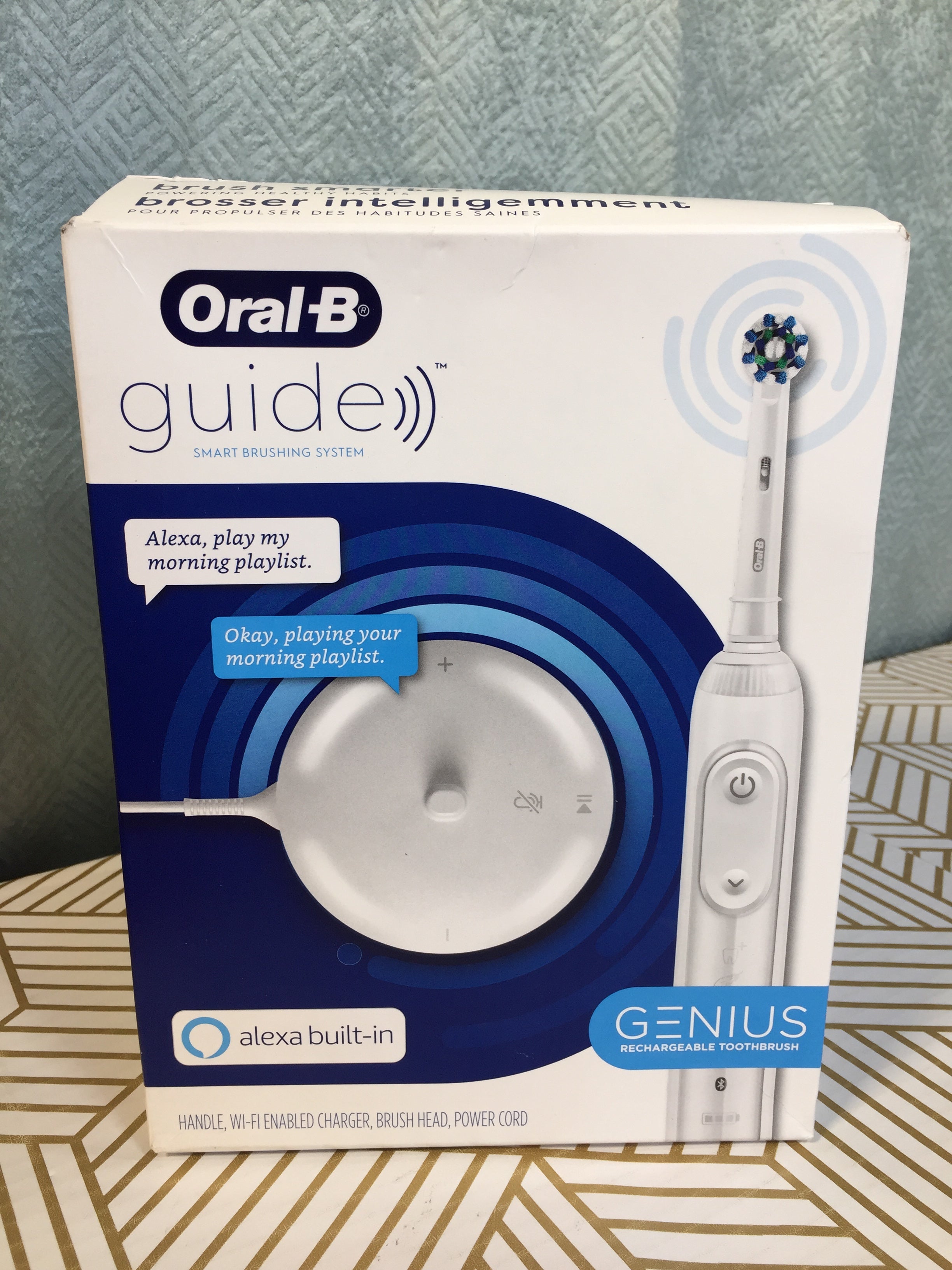Oral-B Electric Toothbrush, Alexa Built-In, White, Smart Brushing System (7690518855918)